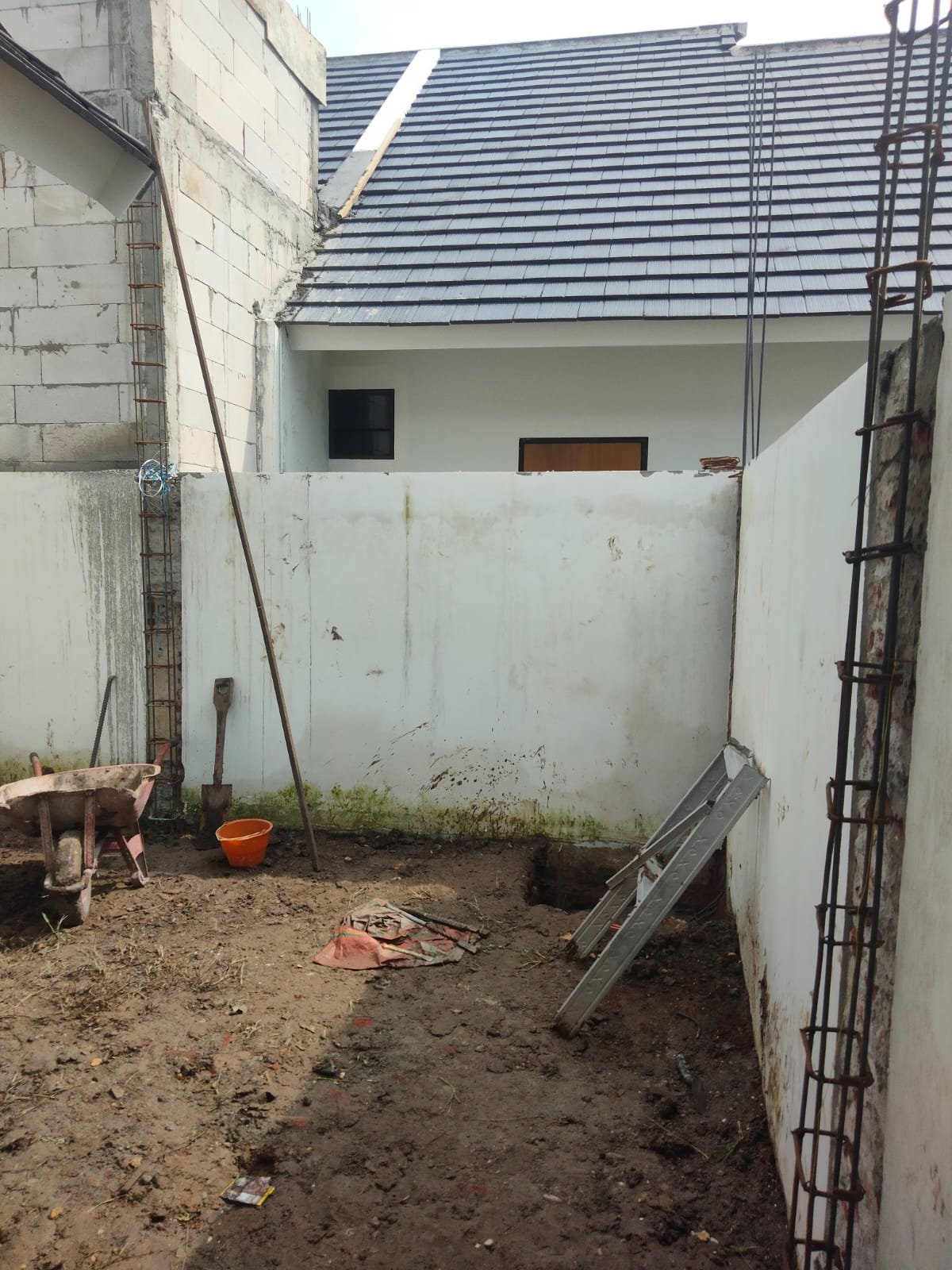 Tukang Renovasi Kalisat RAB Jelas & Bergaransi. Renovasi Jember
